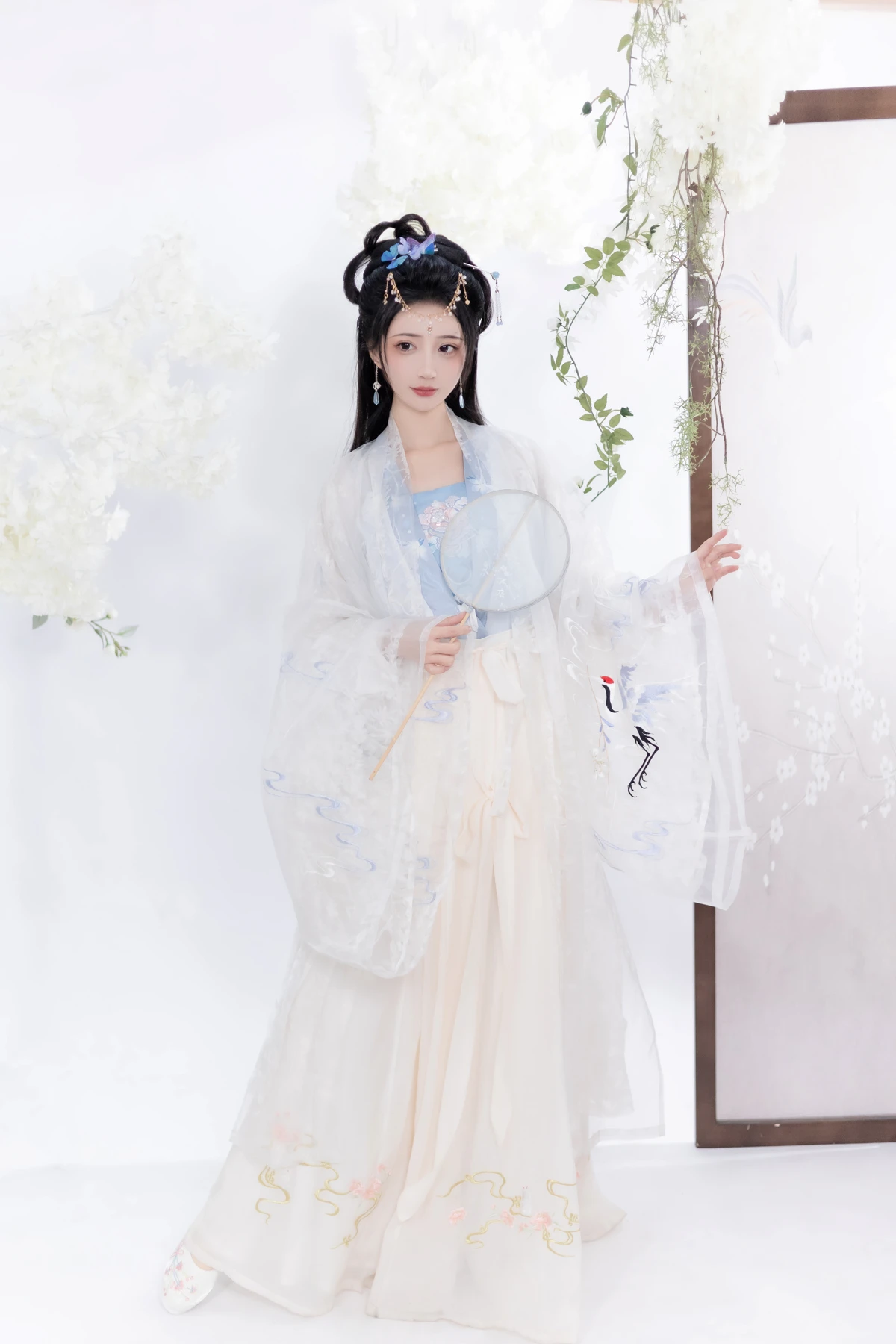 [YITUYU] 2023.01.09 Vol.2874 – Pear Blossom White -Qiluosheng’s little Susu-#[26P]-3